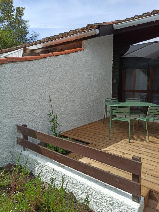 Charmante Villa Patio Proche De L'Ocean セノッス - ル・ペノン エクステリア 写真